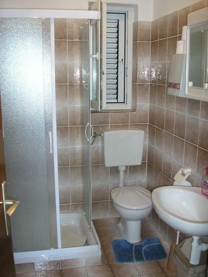 Apartmani Tariba Banjol エクステリア 写真